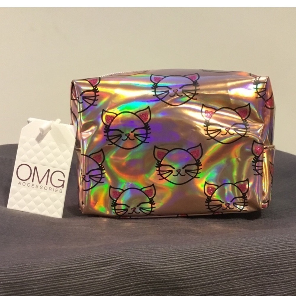 OMG Woman’s cosmetic bag at face themed rose gold with black and pink gl…